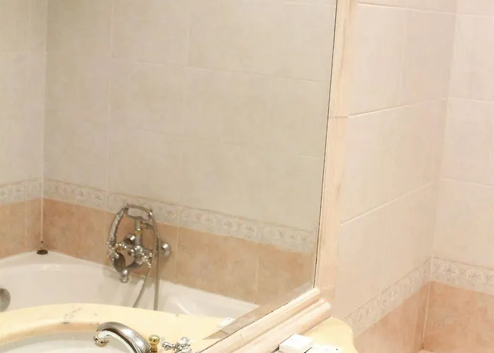 Otel Lh Grand Hermitage